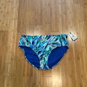 NWT Terra & Sky mid rise swim suit bottom size 3X (24W-26W) women’s